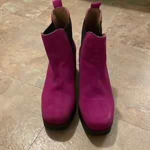 Magenta boots size 37